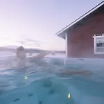Aurora Estate 4*