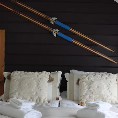 Aurora Estate 酒店